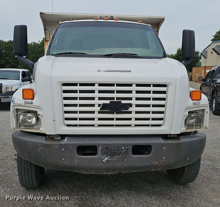 image for item NX9341 2005 Chevrolet C6500 dump truck