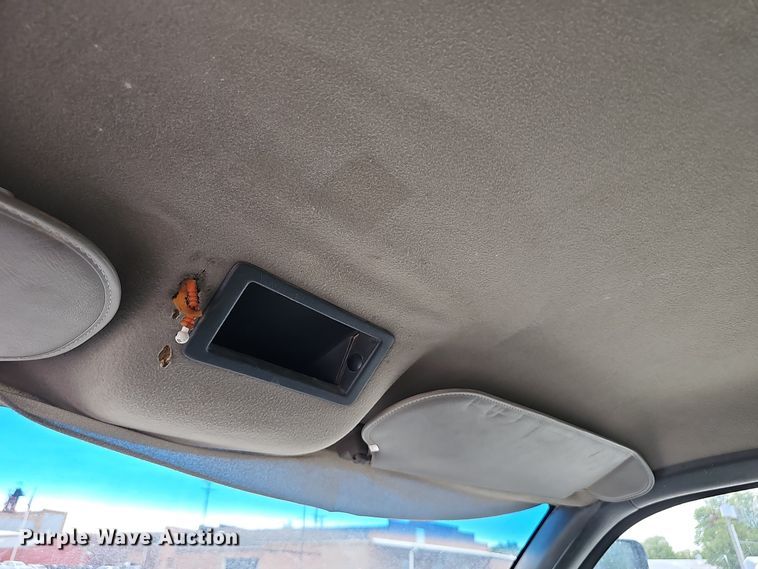 image for item NX9341 2005 Chevrolet C6500 dump truck