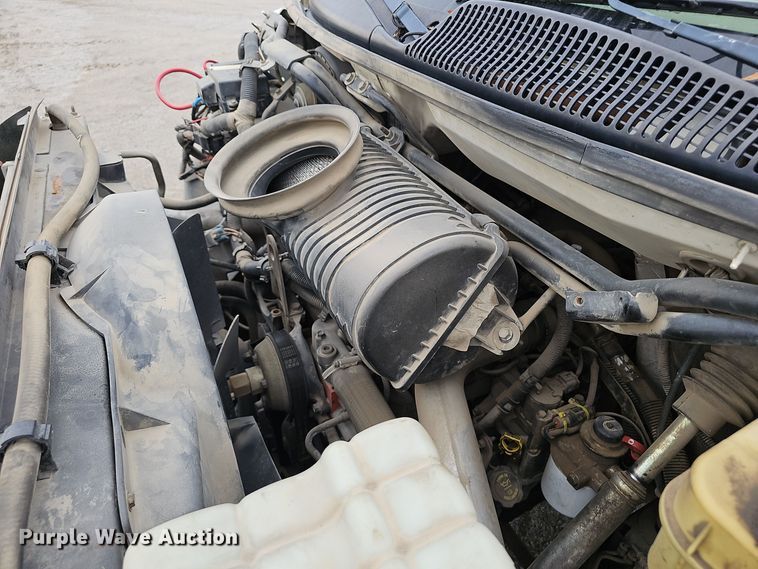 image for item NX9341 2005 Chevrolet C6500 dump truck