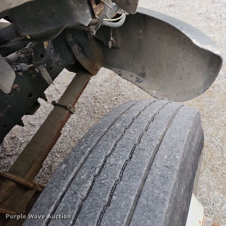 image for item NX9341 2005 Chevrolet C6500 dump truck