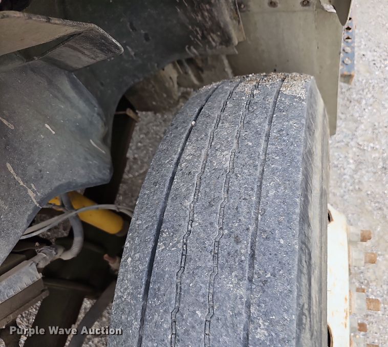 image for item NX9341 2005 Chevrolet C6500 dump truck