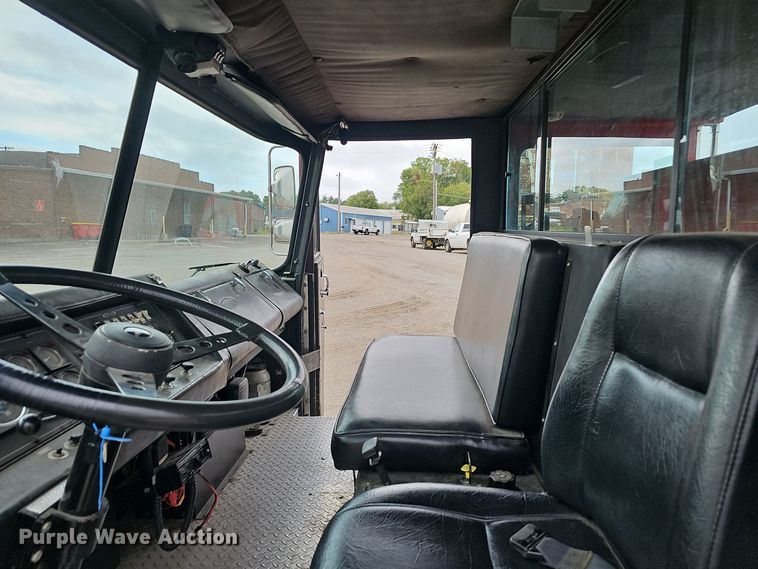 image for item NX9348 1987 Pierce Arrow pumper fire truck