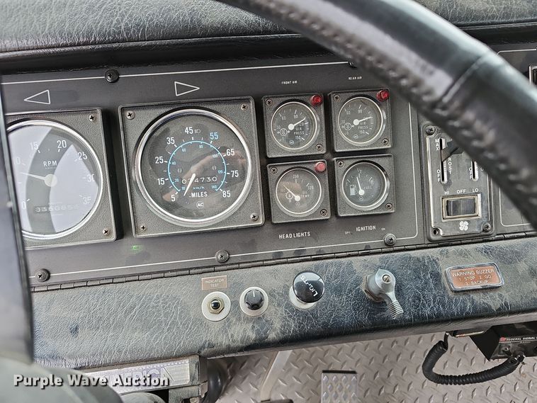 image for item NX9348 1987 Pierce Arrow pumper fire truck