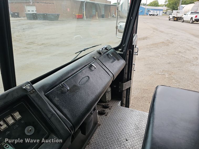 image for item NX9348 1987 Pierce Arrow pumper fire truck