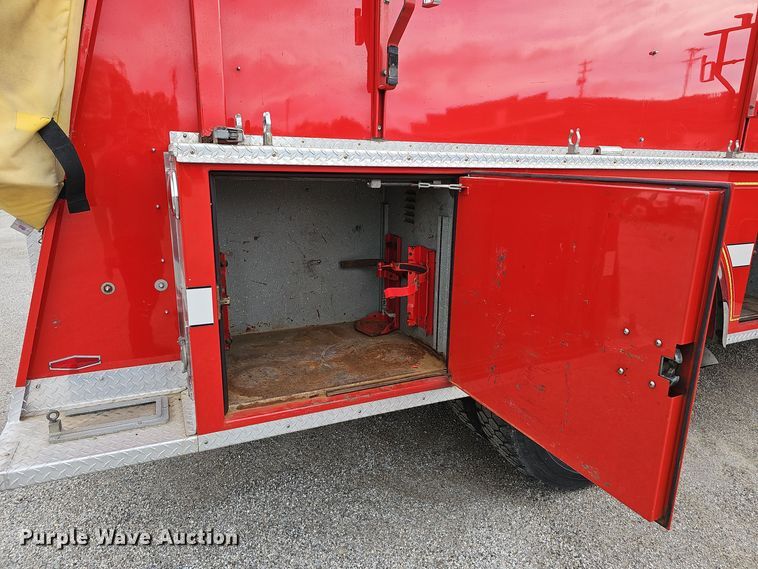 image for item NX9348 1987 Pierce Arrow pumper fire truck