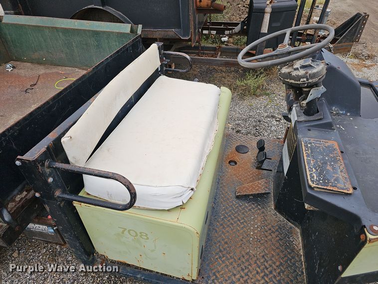 image for item NX9349 Cushman Turf Truckster utility vehicle