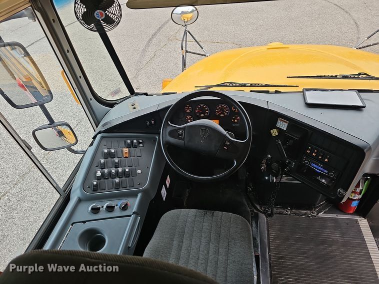 image for item NX9386 2013 IC CE school bus