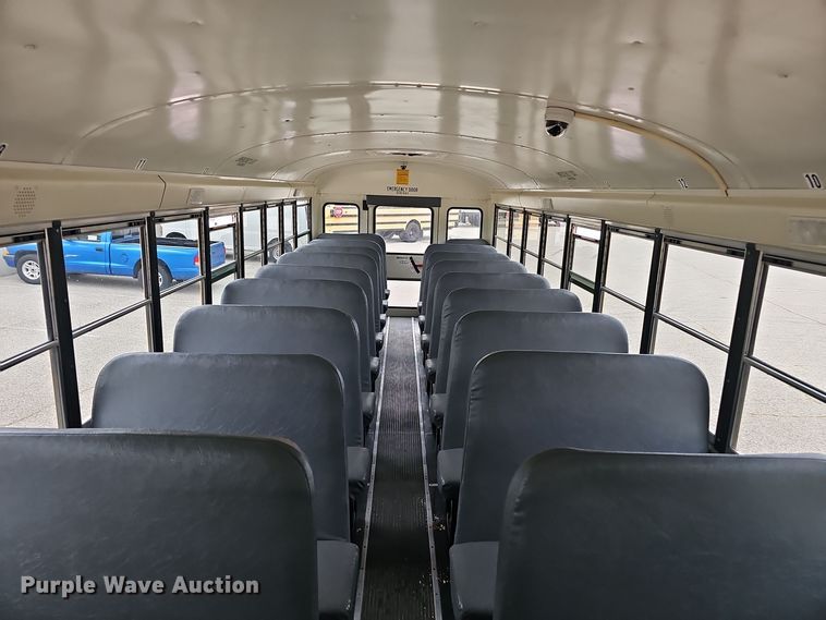 image for item NX9386 2013 IC CE school bus