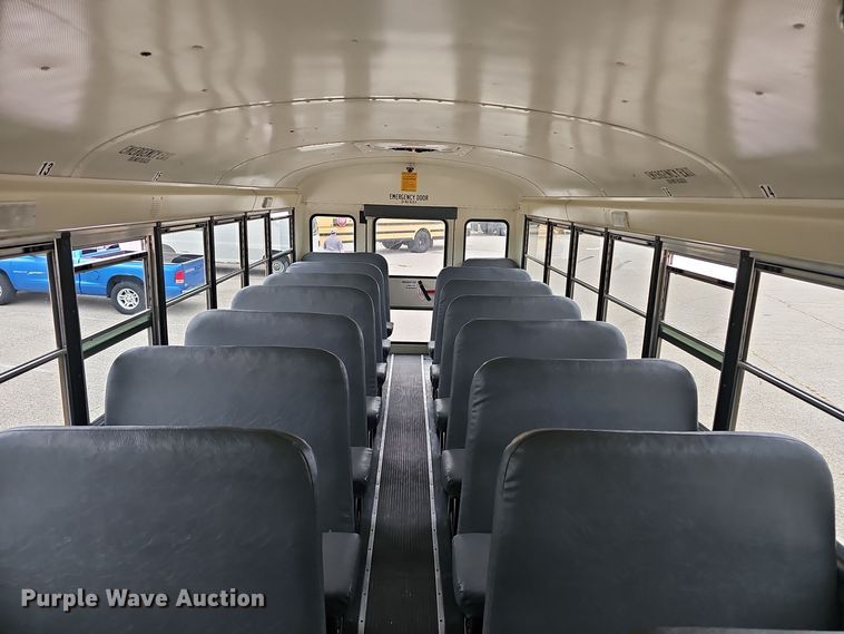 image for item NX9386 2013 IC CE school bus