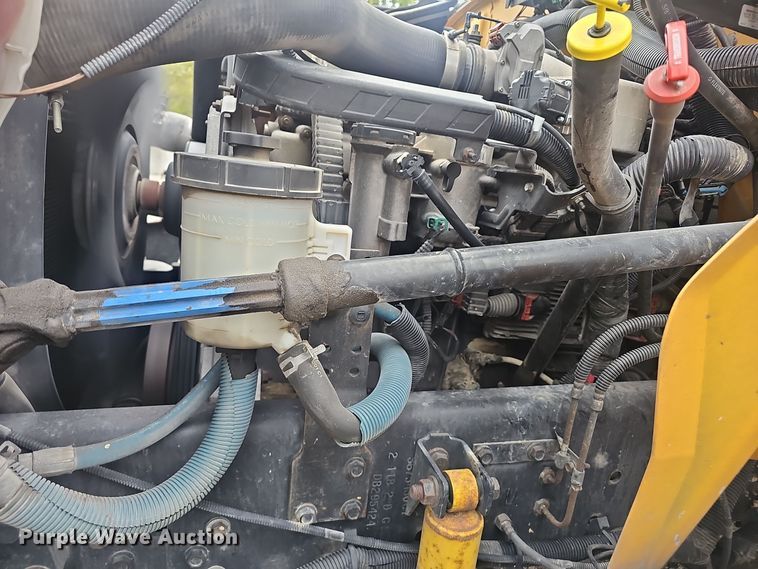 image for item NX9386 2013 IC CE school bus