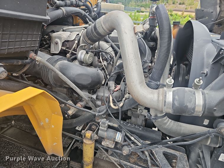 image for item NX9386 2013 IC CE school bus