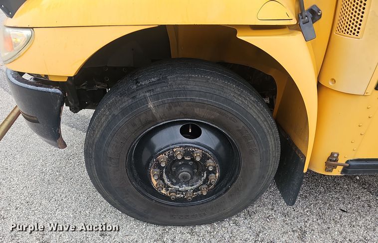 image for item NX9386 2013 IC CE school bus