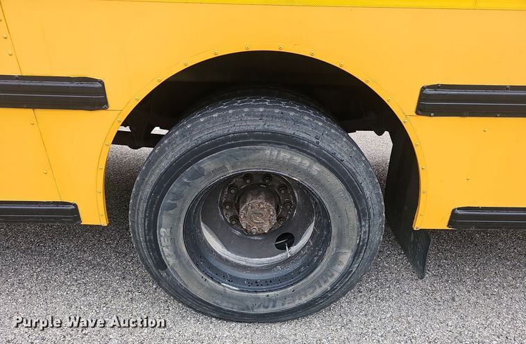 image for item NX9386 2013 IC CE school bus