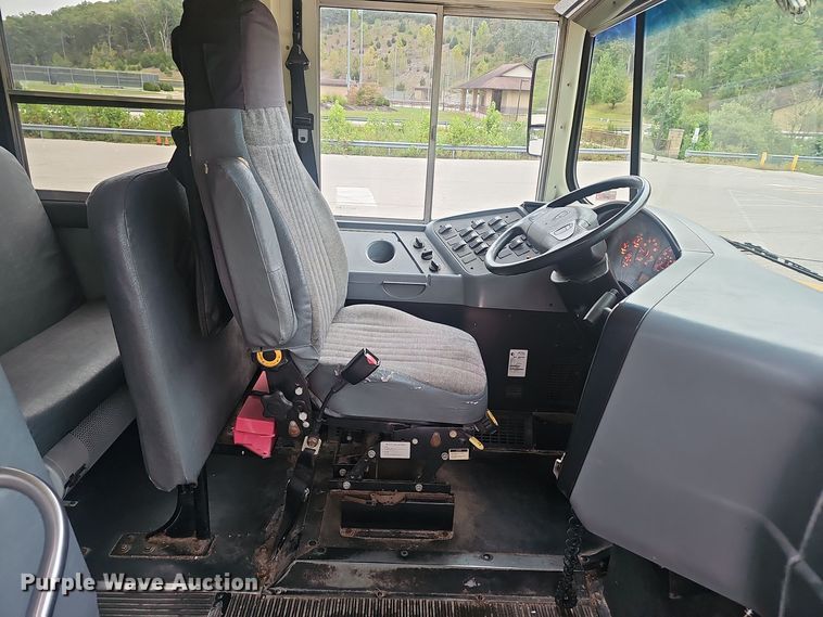 image for item NX9387 2008 International  CE300 school bus