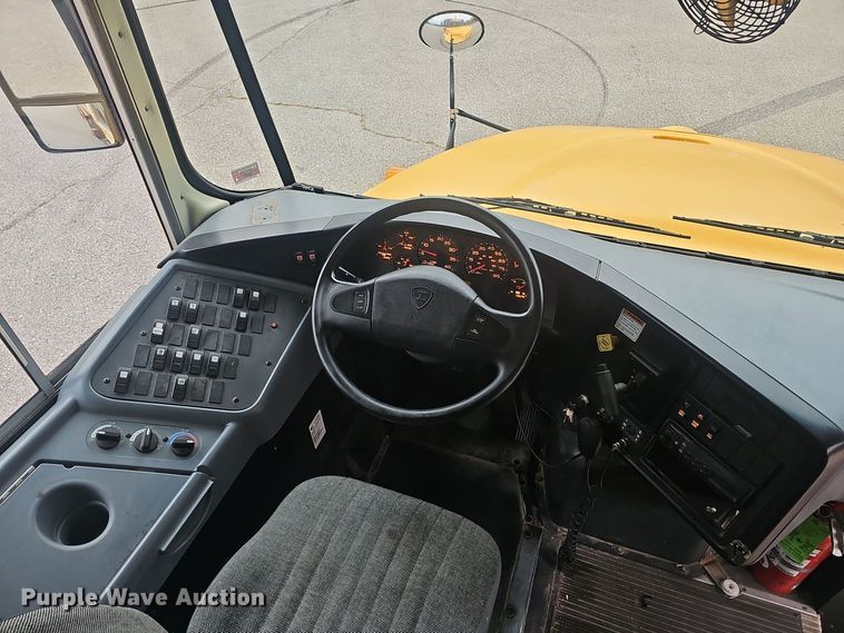 image for item NX9387 2008 International  CE300 school bus