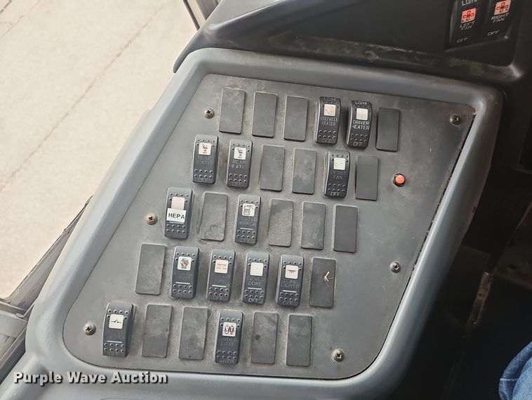 image for item NX9387 2008 International  CE300 school bus