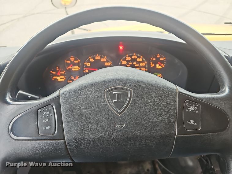 image for item NX9387 2008 International  CE300 school bus