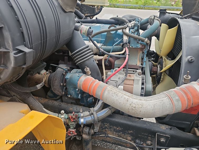 image for item NX9387 2008 International  CE300 school bus