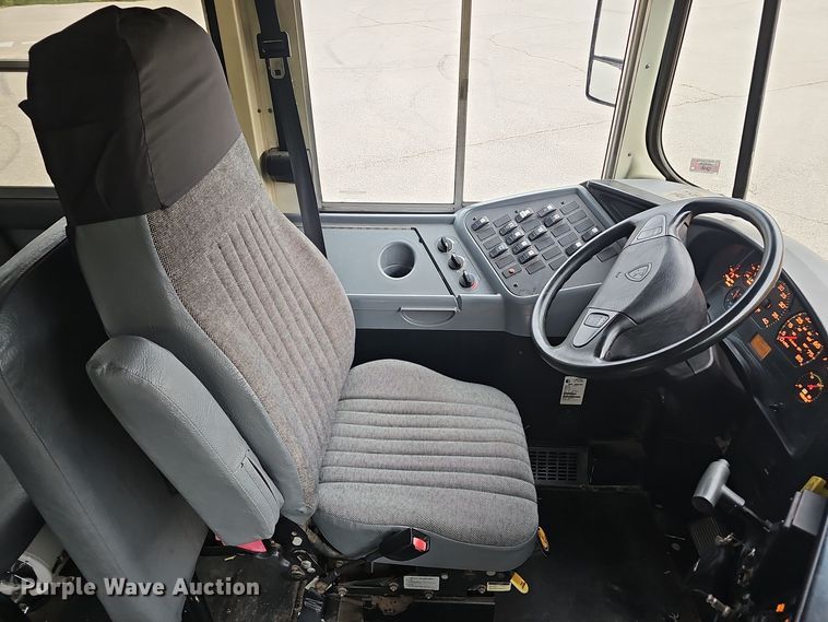 image for item NX9388 2008 International  CE300 school bus