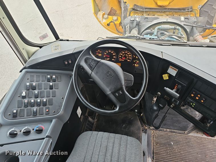 image for item NX9388 2008 International  CE300 school bus