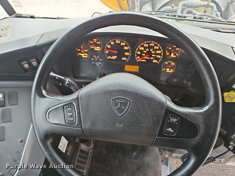 image for item NX9388 2008 International  CE300 school bus