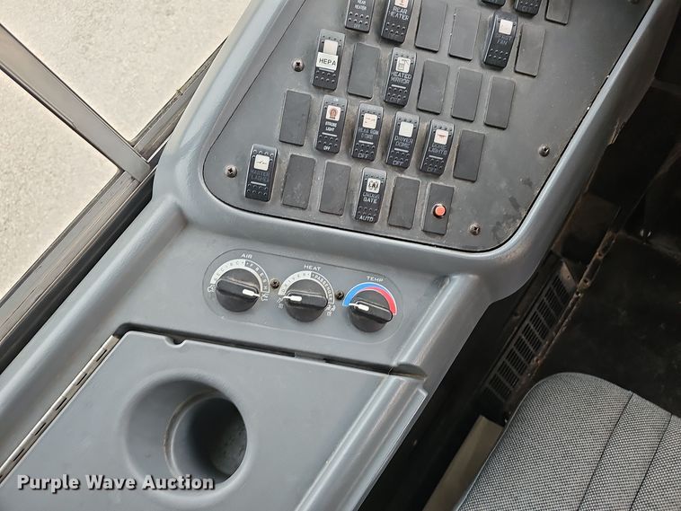 image for item NX9388 2008 International  CE300 school bus