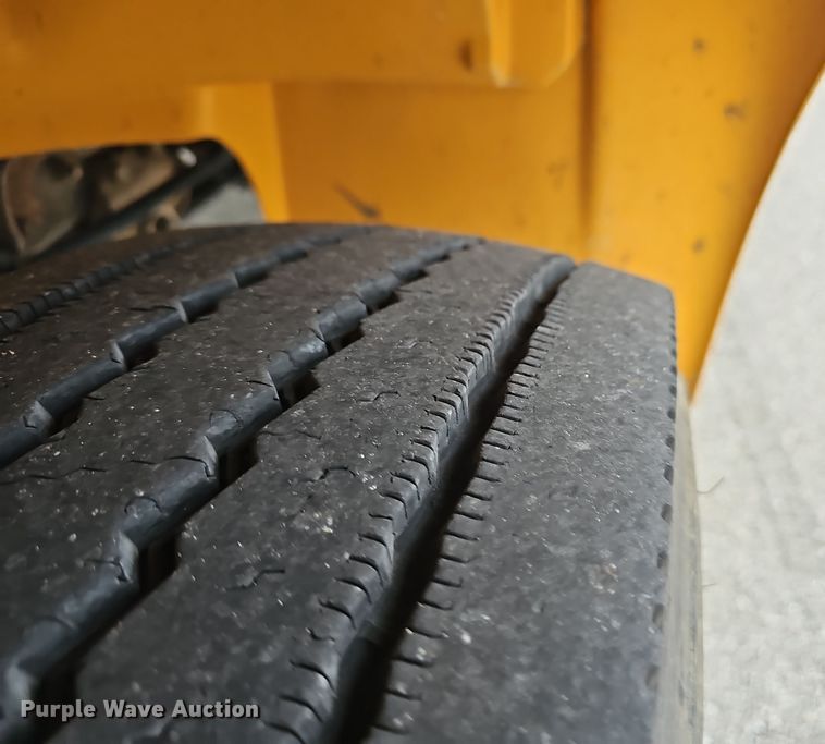 image for item NX9388 2008 International  CE300 school bus