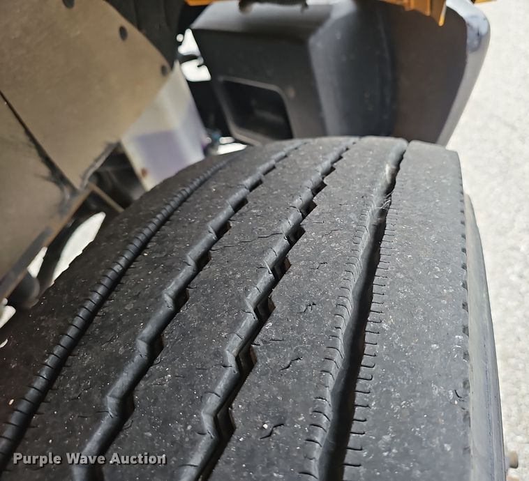 image for item NX9388 2008 International  CE300 school bus