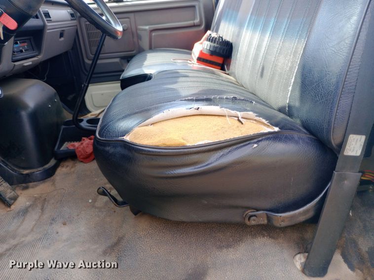 image for item NY9508 1995 Ford F800 bucket truck