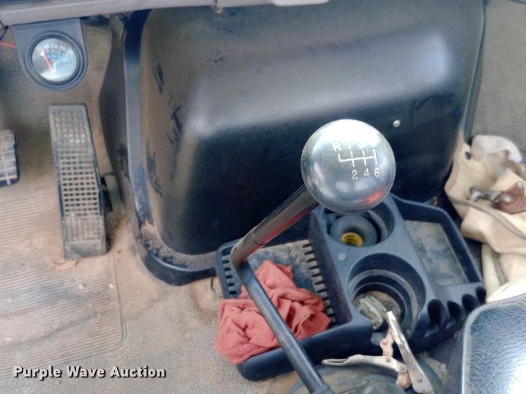 image for item NY9508 1995 Ford F800 bucket truck