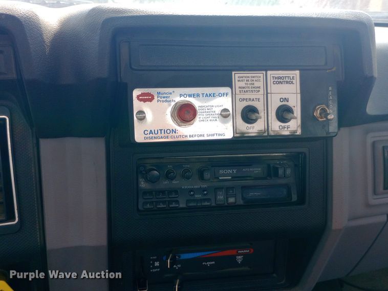 image for item NY9508 1995 Ford F800 bucket truck