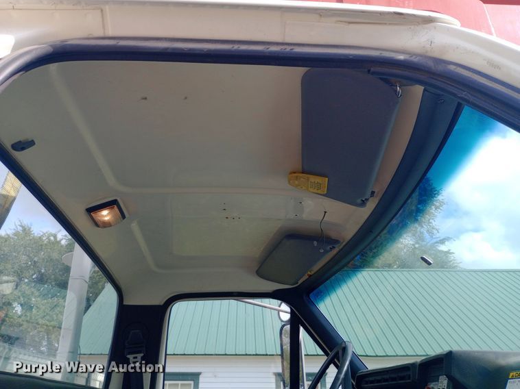 image for item NY9508 1995 Ford F800 bucket truck