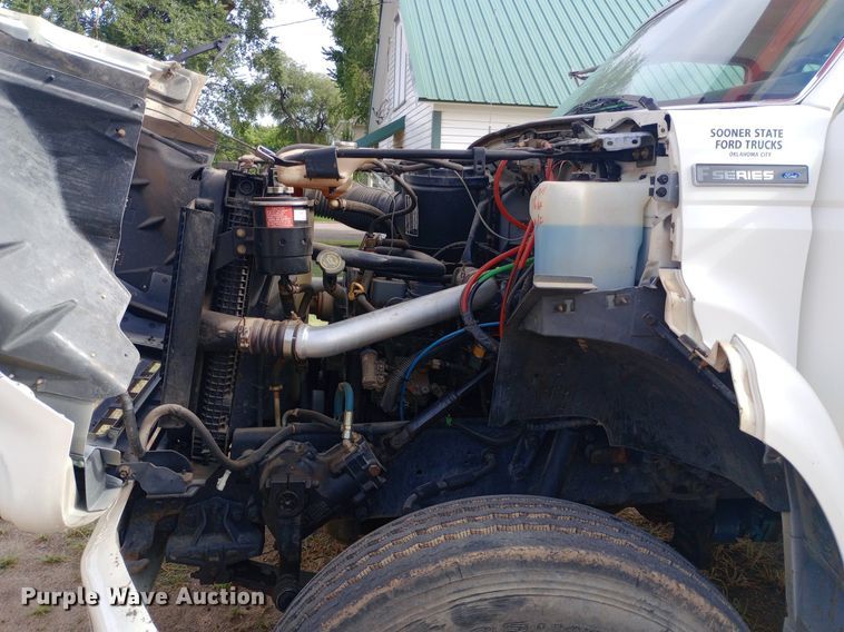 image for item NY9508 1995 Ford F800 bucket truck