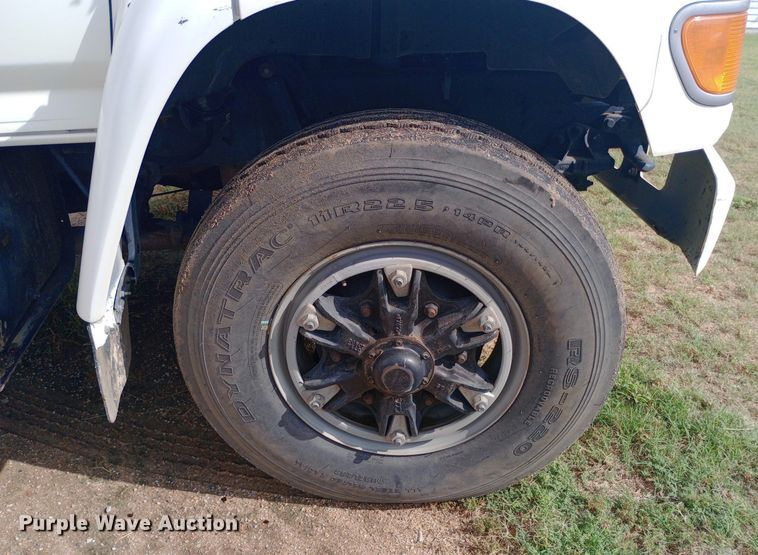 image for item NY9508 1995 Ford F800 bucket truck