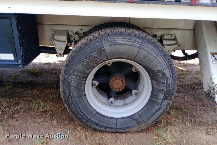image for item NY9508 1995 Ford F800 bucket truck