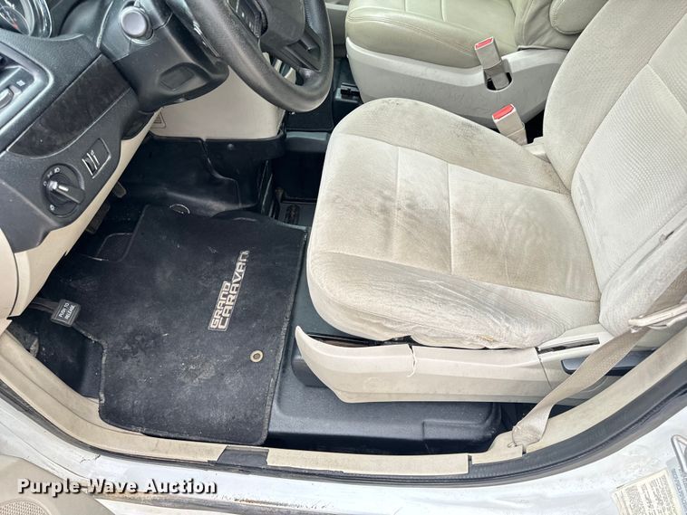 image for item OF9738 2015 Dodge Grand Caravan  handicap accessible van