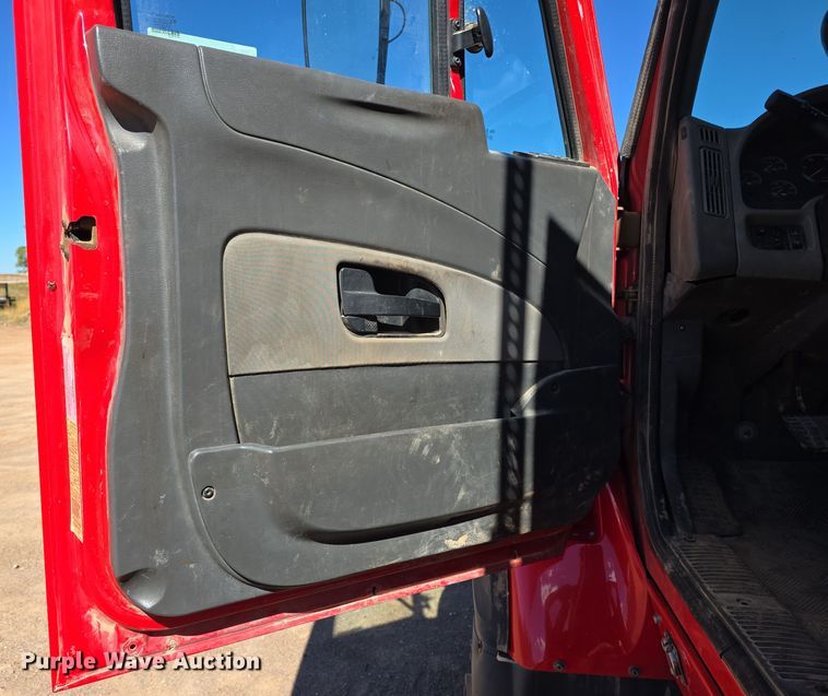 image for item OH9764 2011 International  WorkStar 7600 dump truck