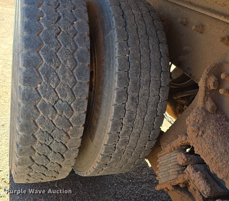 image for item OH9764 2011 International  WorkStar 7600 dump truck