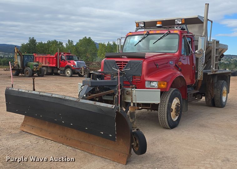 image for item OH9766 2001 International  4800 dump truck