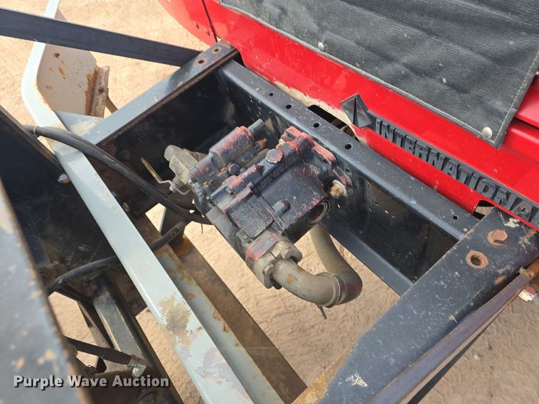 image for item OH9766 2001 International  4800 dump truck