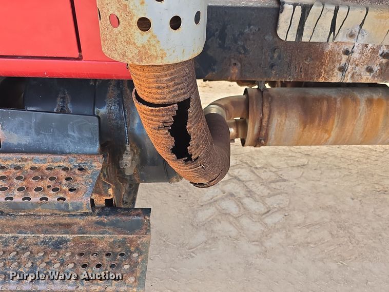 image for item OH9766 2001 International  4800 dump truck