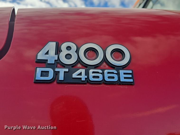 image for item OH9766 2001 International  4800 dump truck