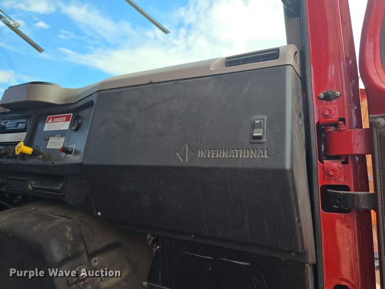 image for item OH9766 2001 International  4800 dump truck