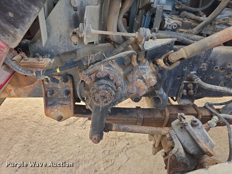 image for item OH9766 2001 International  4800 dump truck