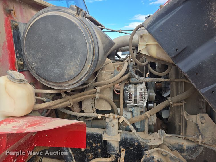 image for item OH9766 2001 International  4800 dump truck