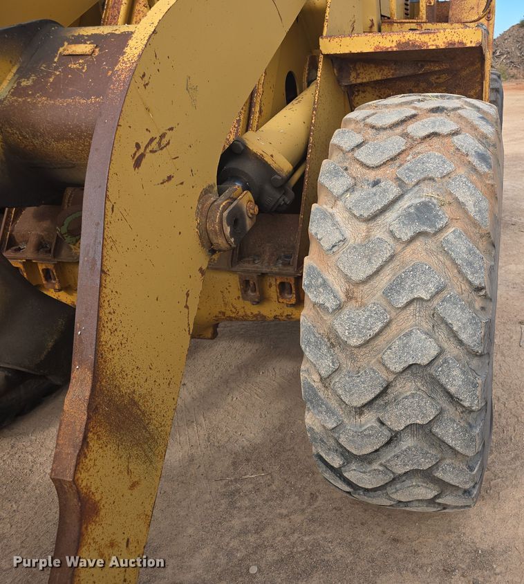 image for item OH9767 1984 Caterpillar 950B wheel loader