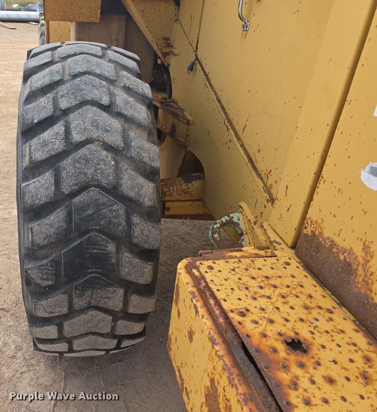 image for item OH9767 1984 Caterpillar 950B wheel loader