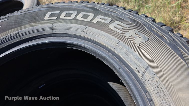 image for item OH9769 Approximately (106) tires