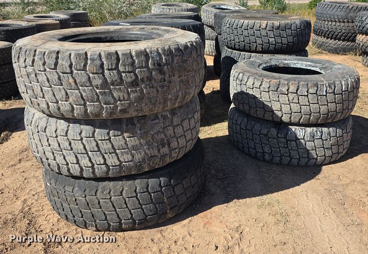 image for item OH9775 (23) 17.5R25 Michelin tires