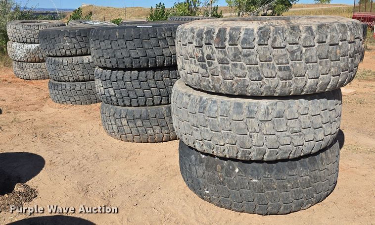 image for item OH9775 (23) 17.5R25 Michelin tires